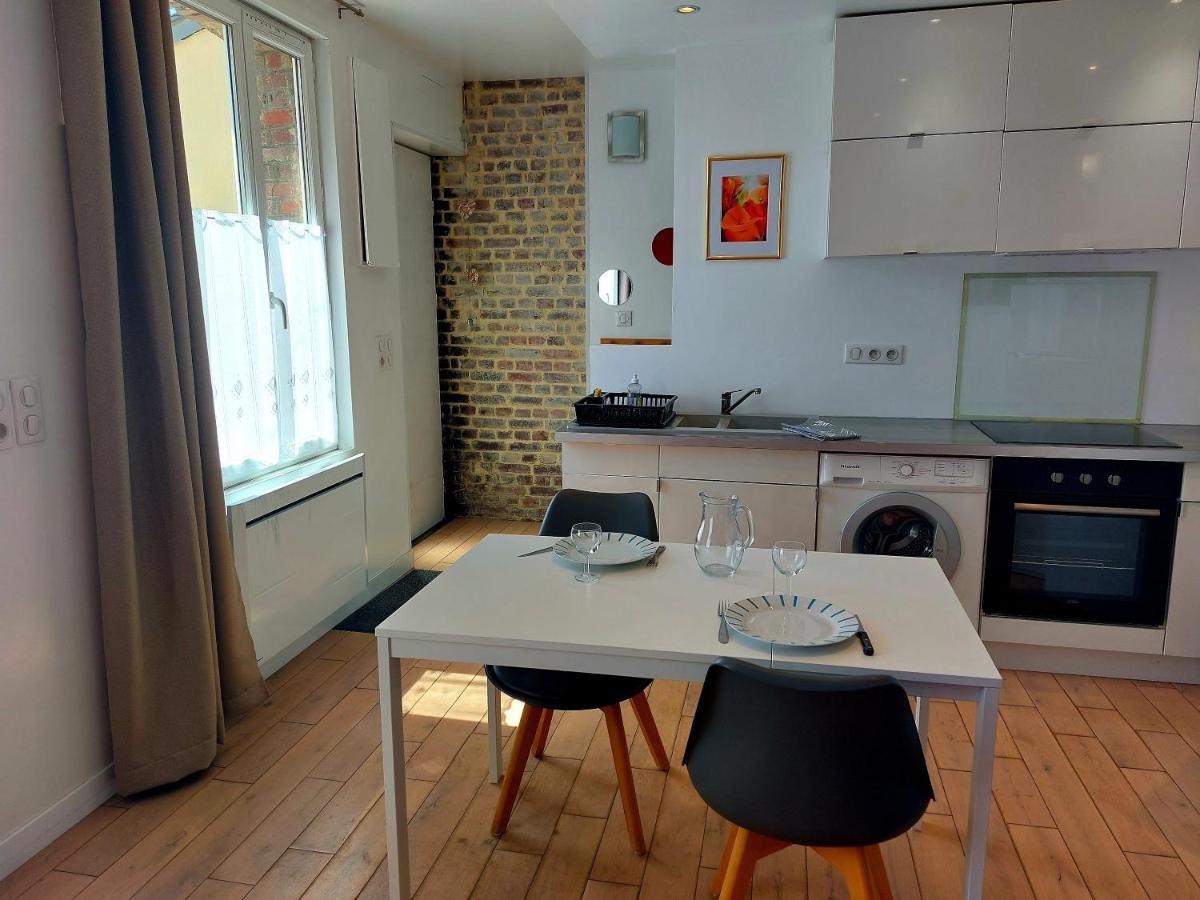 Les Belles Terrasses Dieppe ,3 Appartements , Le Vegetal De 1 A 8 Personnes , Le Tropical De 1 A 6 Personnes , Le Floral Avec Terrasse De 1 A 3 Personnes , Quartier Calme Au Stationnement Gratuit A Cote De L'Avenue Verte Exteriör bild